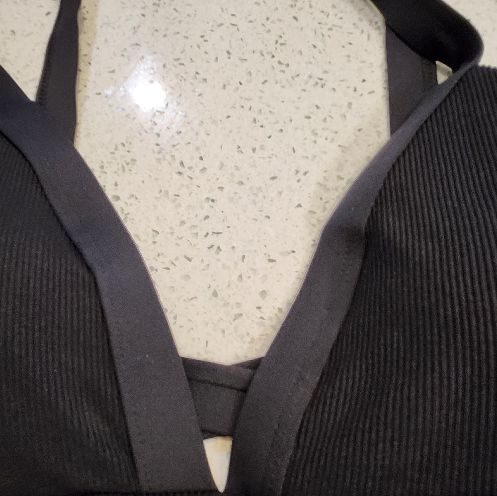L Space Vera Bikini Top - Picture 8 of 10